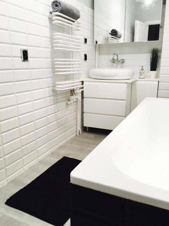 Clicktheflat Apartment Chmielna 7 바르샤바 외부 사진