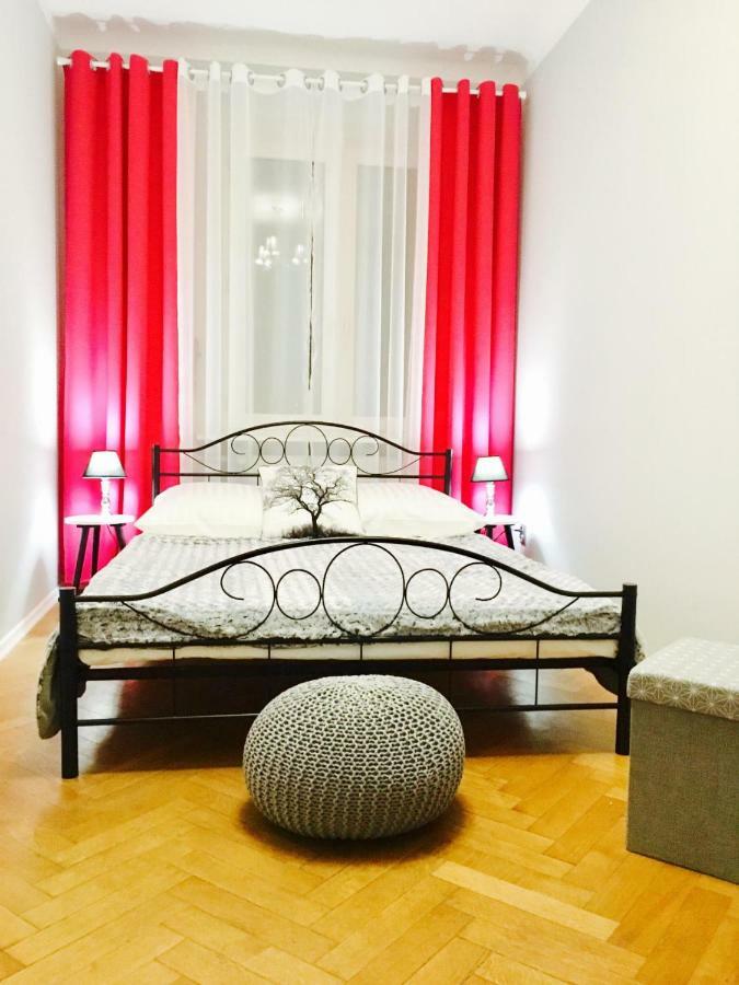 Clicktheflat Apartment Chmielna 7 바르샤바 외부 사진