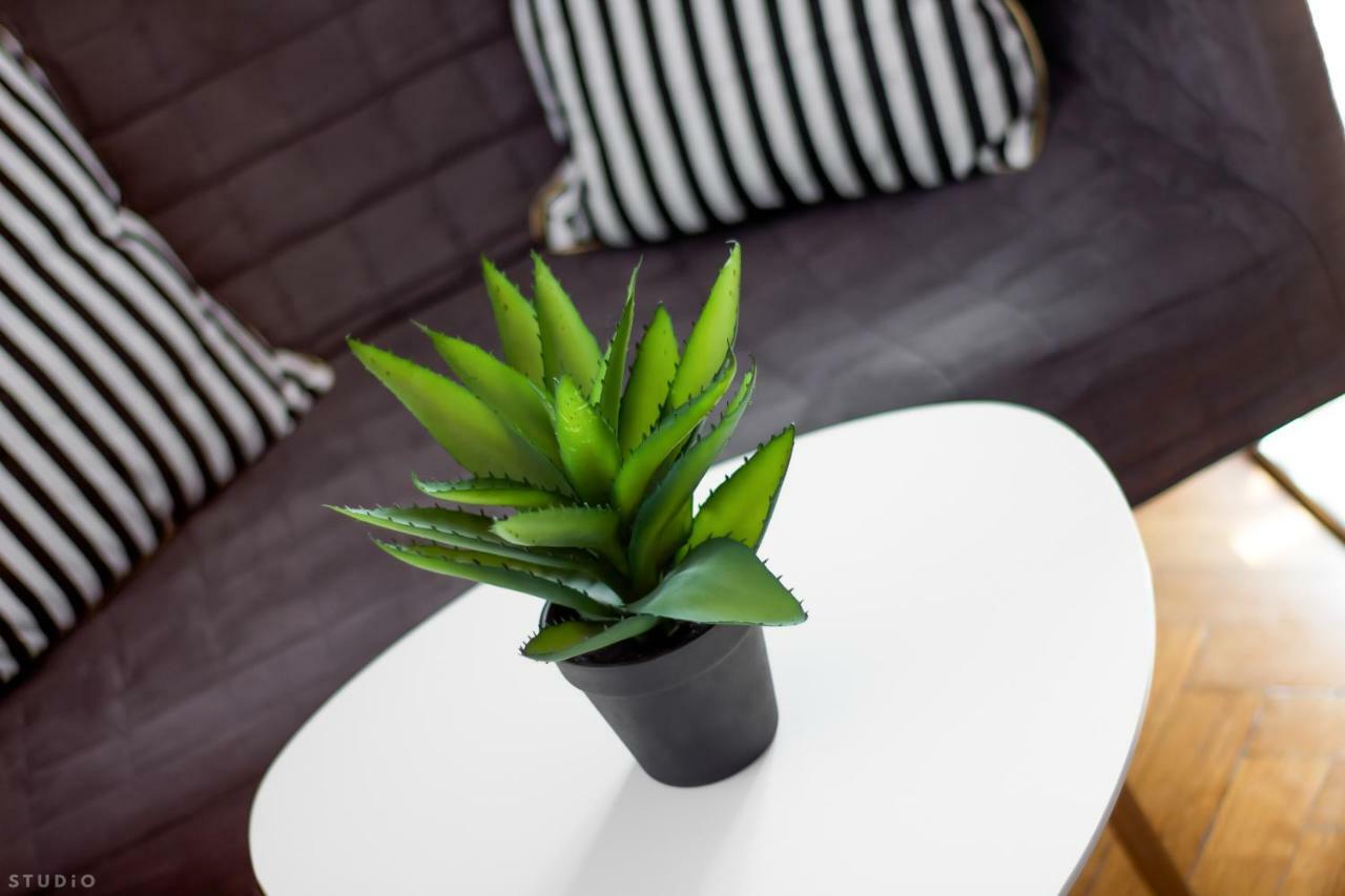 Clicktheflat Apartment Chmielna 7 바르샤바 외부 사진